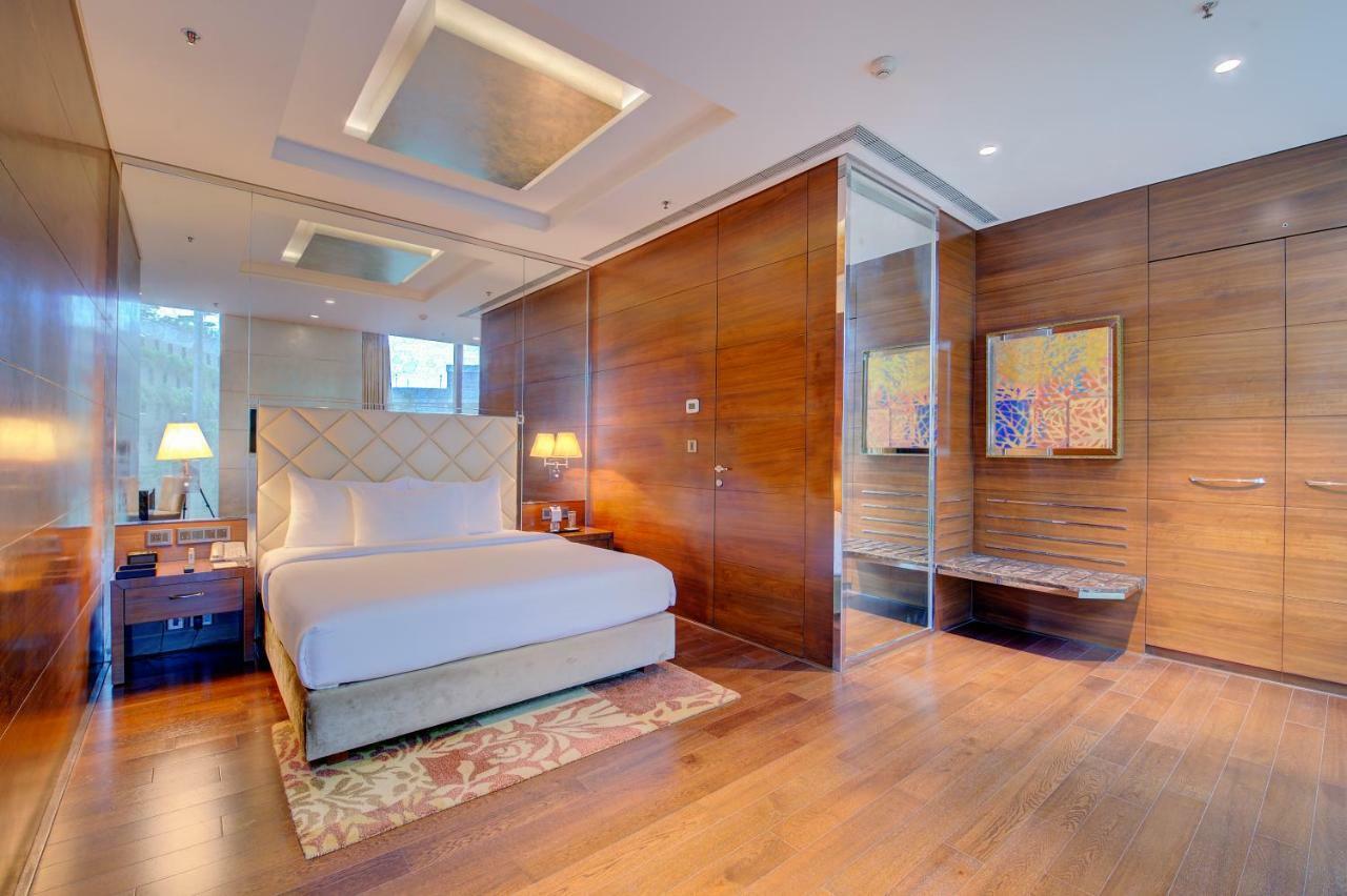 Niranta Suite